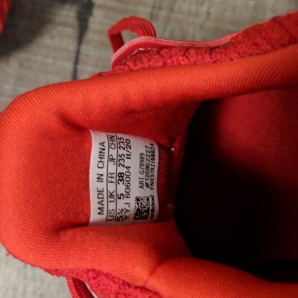 Adidas UltraBoost 4.0 DNA Chinese New Year Scarlet/Collegiate - Picture 4 of 8